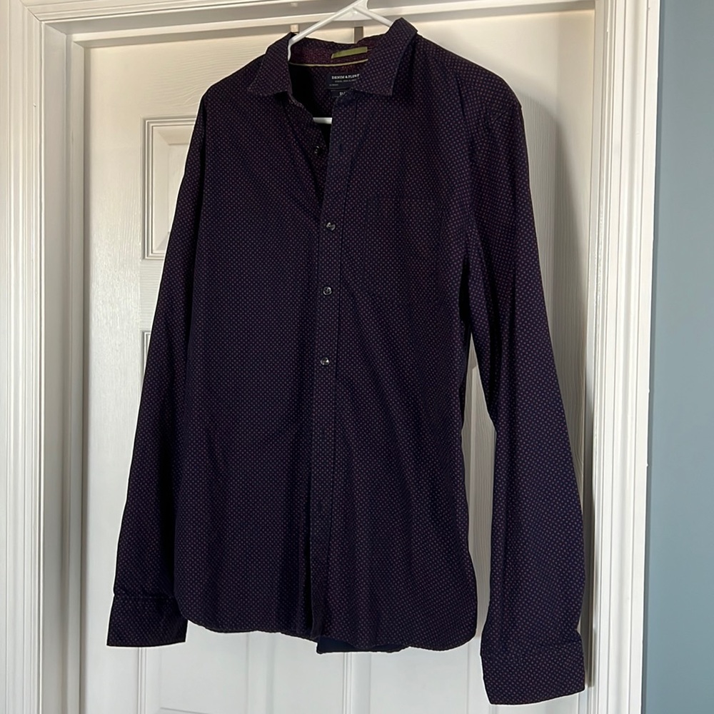 Men’s XL denim & flower button up. Navy and red